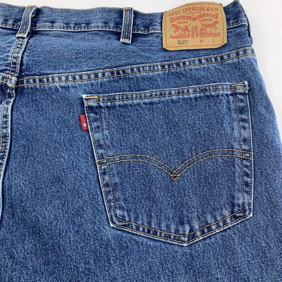 Levi’s 505 Regular Fit Men’s Jeans Size 46 30 - Picture 1 of 11